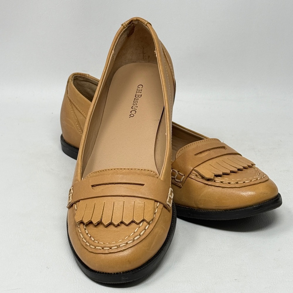 G.H Bass Kenosha Carmel Tan Kiltie Penny Loafers Women 7 Academia Preppy Hipster